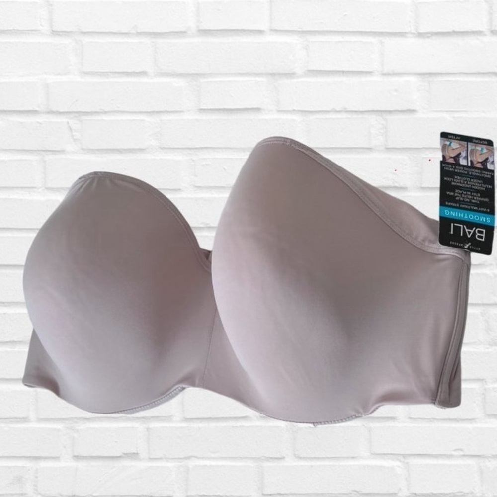 Bali Convertible 8 way Smoothing Bra Size 44D Nude Beige Natural Strapless